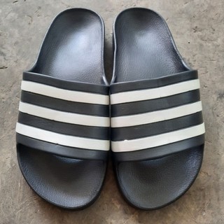 HITAM LIST 40:27.5cm