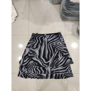 LAYER HITAM 95