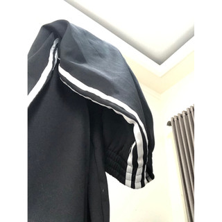 hitam lebar