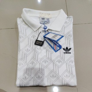 PUTIH KOTAK M-94