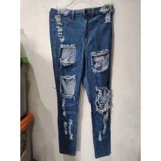 NODA ROBEK AWAN 75
